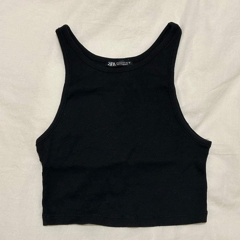 BUNDLE DEAL! 2 pack Ribbed Crop Tanks - Picture 2 of 4